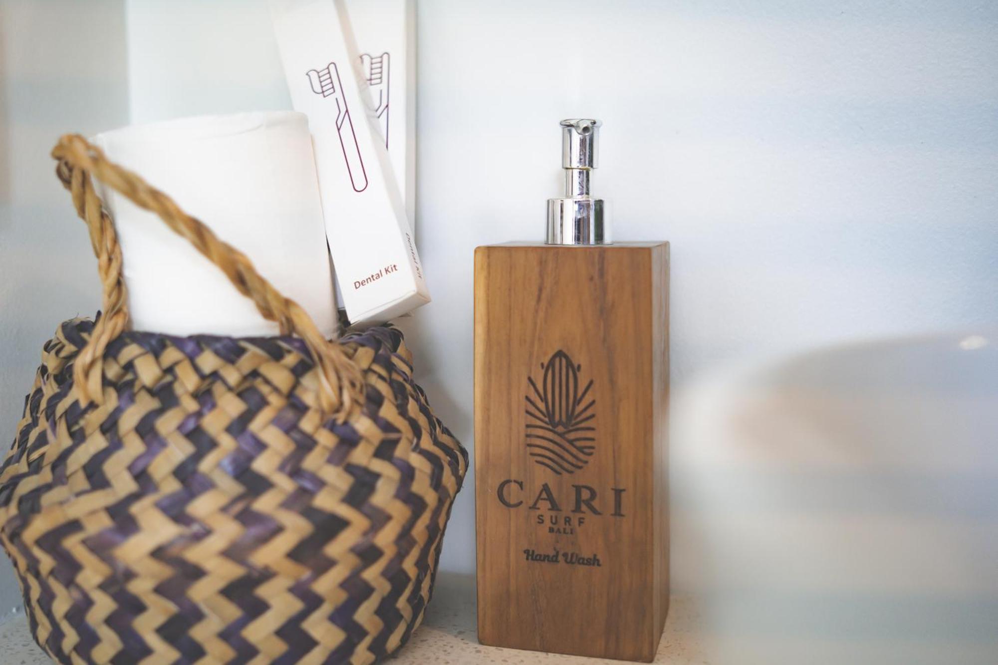 Cari Surf Camp & Studio'S Uluwatu Cameră foto